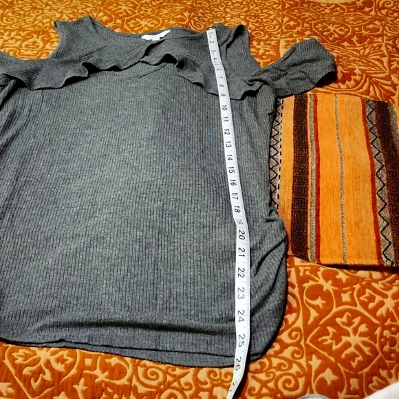 Candies peek a boo top. - Picture 3 of 7